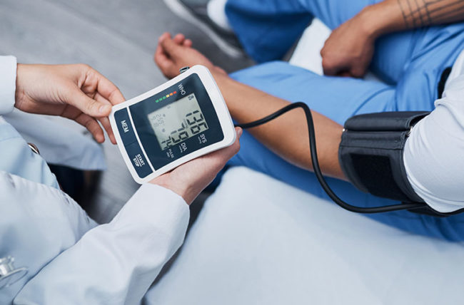 A magas vérnyomás kórházi kezelése: mire számíthatsz, ha bent kell maradni?